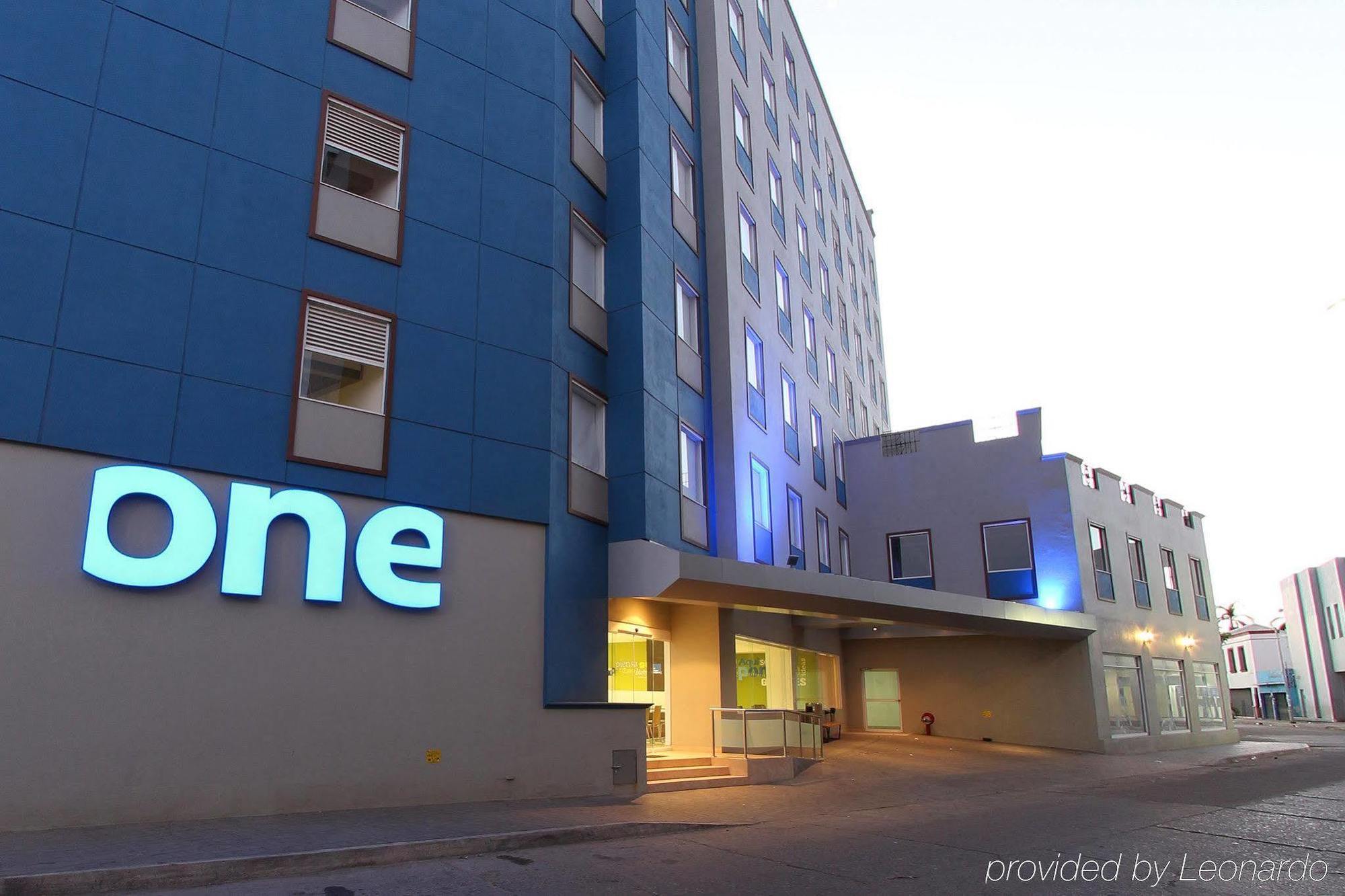 One Villahermosa Centro ภายนอก รูปภาพ