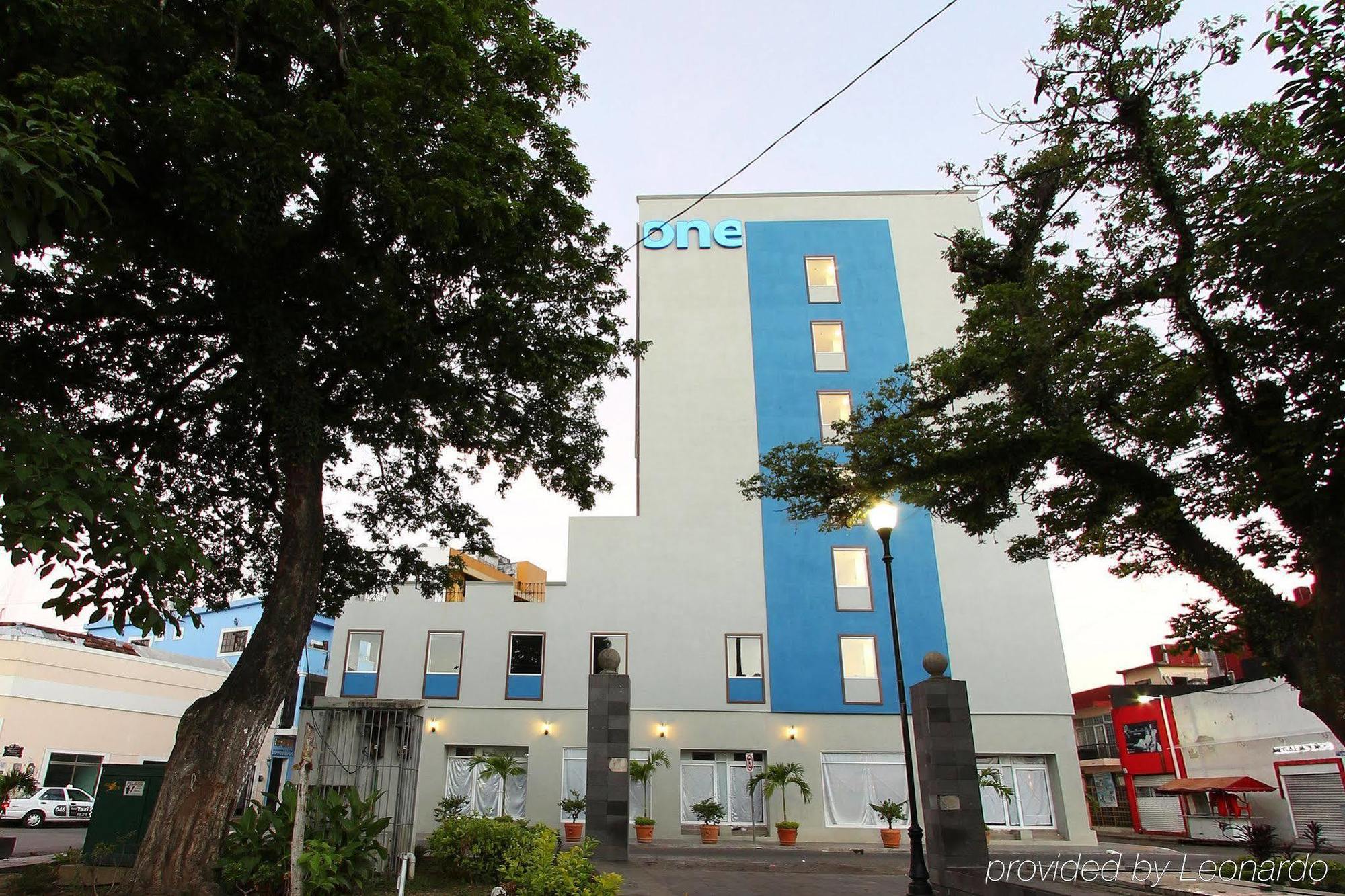 One Villahermosa Centro ภายนอก รูปภาพ